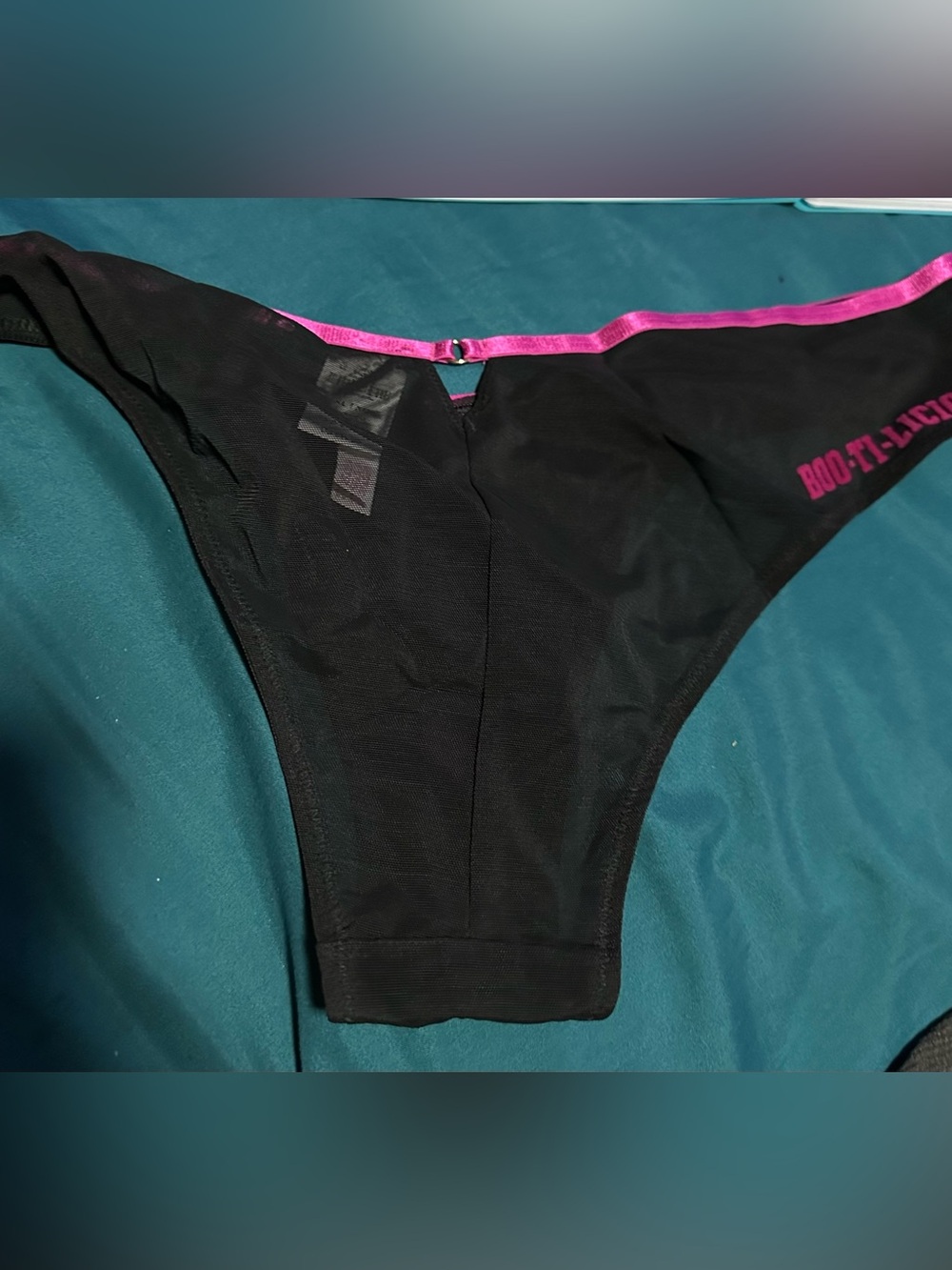 PINK - Picture 2 of 4